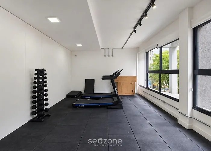 Apartamento Em Cond. C/ Piscina E Vista Cid. Tbf0608 *