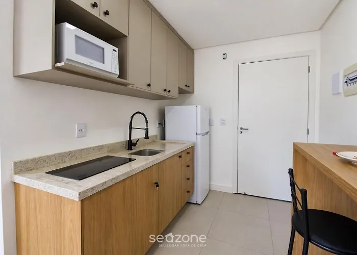 Em Cond. C/ Piscina E Vista Cid. Tbf0608 Apartamento *
